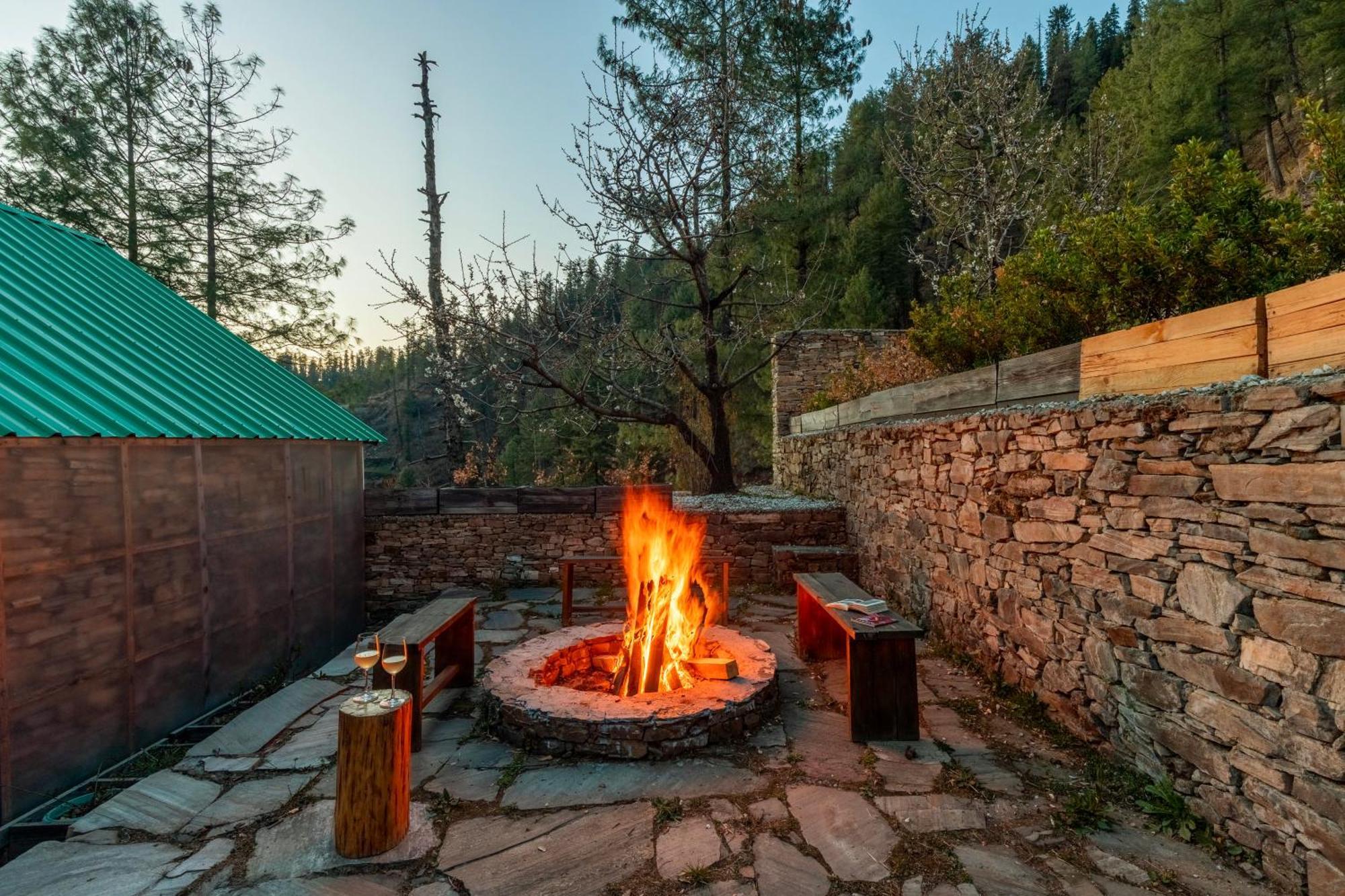 Elivaas 1 Bhk Premium Cottage With Sauna - Everly Shimla Exterior photo